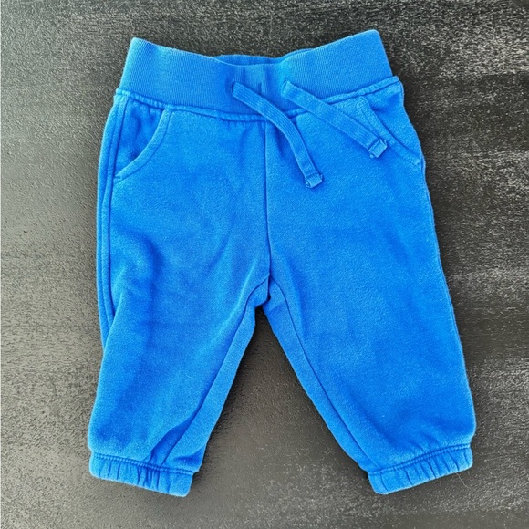 Baby GAP 2 pc set - Picture 3 of 7